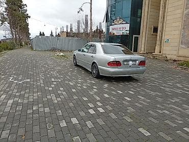 Аксессуары и тюнинг: Mercedes-Benz E-Class: 2.2 л | 1998 г. Седан — 6
