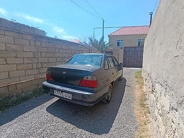 Nəqliyyat: Daewoo Nexia: 1.5 l | 2001 il Sedan — 4