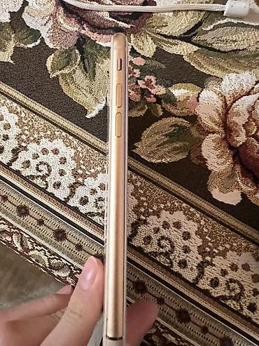 IPhone 8, 64 GB, Qızılı, Qırıq