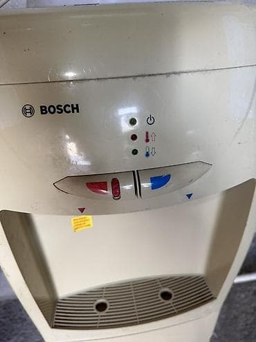 dispenser su: Bosch döşəmə tipli su dispenseri - İsti və soyuq su üçün iki ayrı — 1