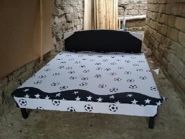 carpayi bazali: Taxt bazali

2 neferlikdir sandigsiz 2 neferlik 100m — 4