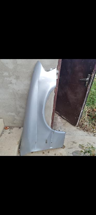 13 disk teker: Sağ ön, Mercedes-Benz Şarlotta, 1998 il, Almaniya, Ünvandan götürmə — 1