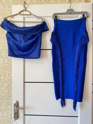 Futbolka və maykalar: Ziyafət geyimi 135 manata alınıb bir dəfə adgüne geyinilib. ölçü 38-M — 1