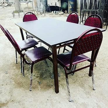 qara dikt: Qonaq otağı üçün, Yeni, Açılmayan, Dördbucaq masa — 1