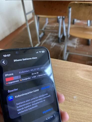 ipone 8 pilus: IPhone 14, 128 GB, Midnight, Face ID — 9