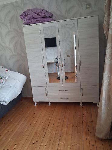 Новый, 4 двери, С зеркалом, Белый, Распашной, Прямой шкаф — 1
