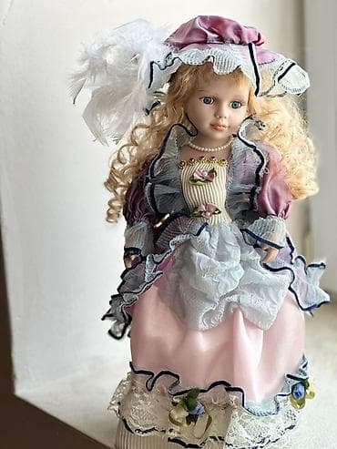 Porcelan kolleksiya kuklası – viktorian üslubunda - Material: baş və