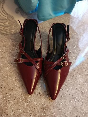 qızılı ayaqqabı: Tuflilər, Ölçü: 40, İşlənmiş — 2