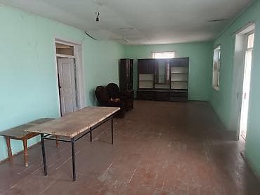 ev alqi satqisi ve kirayesi: Unvan:Goranboy Məhlə sənətdə 25 sotdu ancaq 35 sotdan çokdu. Əl evi — 6