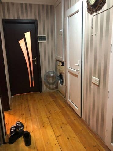 lənd kuruzer ucun led işıq lupası hardan tapmaq olar: Bakı, 3 otaqlı, Köhnə tikili, m. Həzi Aslanov, 70 kv. m — 9