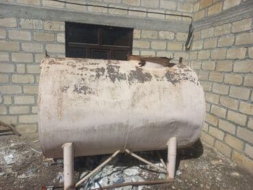 Boçkalar və çəlləklər: Bak, Metal — 1