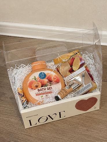 gozel donlar: Orange box duş geli iki üz maskasi dodaq balzami el kremi hediyyelik — 1
