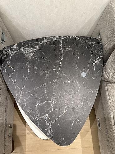 tv alti: TV altlığı / media konsol + masa - Minimalist dizaynlı geniş TV — 4