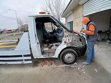 evakuator: Evakuator (avto-daşıyıcı) — Ford Transit əsaslı Xüsusiyyətlər: - — 10