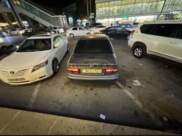 Digər nəqliyyat: Nissan Primera sedan - Kuzov: 4 qapılı sedan, tünd boz rəng - Nömrə — 4