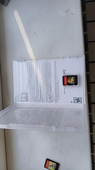 mortal 11: Nintendo Switch üçün oyun kartricləri və qutu təqdim olunur. Dəstə — 2