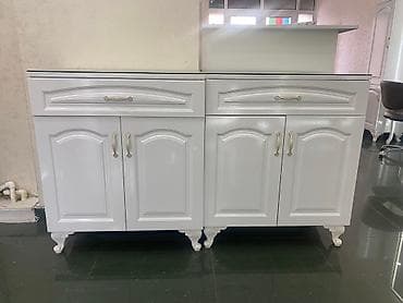 masaj evde baki: 2 eded skaf. Ust hisee cekmese asagi 2 qapili polkali hisse.Uzerlerine — 4