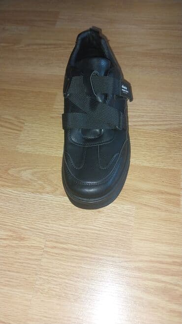 idman kişi şortları: Qara rəngli kişi/kadın idman ayaqqabısı - Ölçü: 40 (daban üzərində — 2