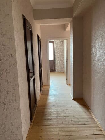 Mənzil alıram: St/Sumqayıtda (Qazilər şəhərciyi) 9/7 ci mər-də 3 otaqlı əşyasiz ev — 9