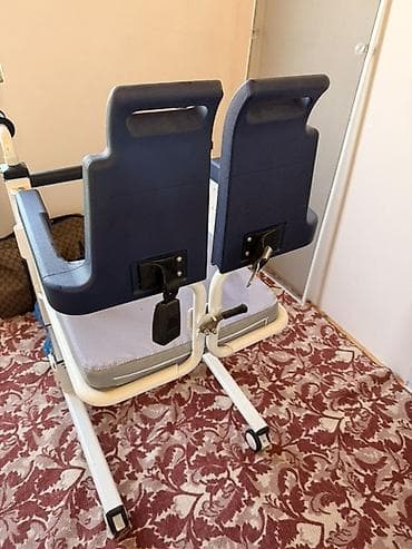 plastik cəllək: Tualet funksiyalı hərəkət etdirilə bilən sanitar kreslo (komod kreslo) — 3