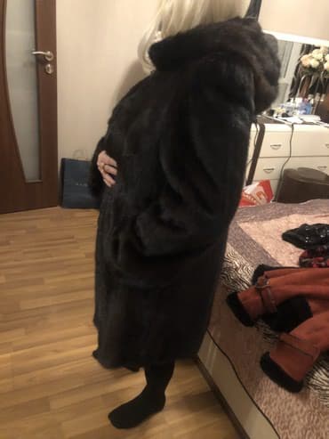 Шуба норковая. Цельная. В отличном состоянии! Размер М-L