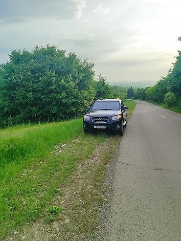 pər: Hyundai Santa Fe – qara rəngli, geniş və rahat krossover. Texniki və — 3
