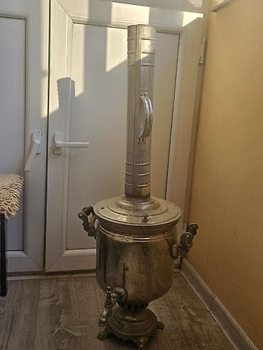 blu ray disk: Kömür/odunla işləyən metal samovar. 3-4 dəfə işlənib. 5 litr su — 1