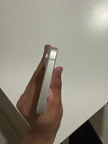 m1 macbook air: IPhone 16, Ağ — 2