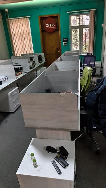 Ofis üçün modul işçi masaları və bölmələr - Tip: Açıq ofis konseptinə