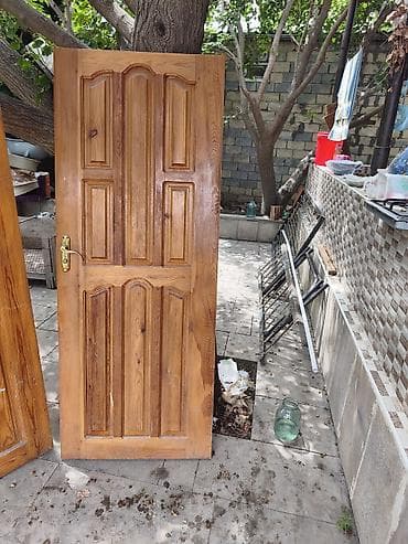 İşlənmiş Otaq qapısı Zamok ilə, Zəmanətsiz, Ünvandan götürmə