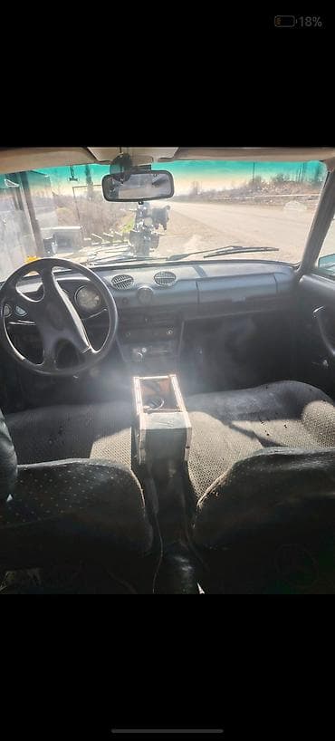 vaz 2106 radiator: VAZ 2106 sedan - Kuzov: bej rəng, 4 qapılı klassik kuzov, xrom — 8