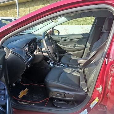24/7 - Kuzov: 5 qapılı hatchback, al qırmızı rəng - Komplektasiya — 2