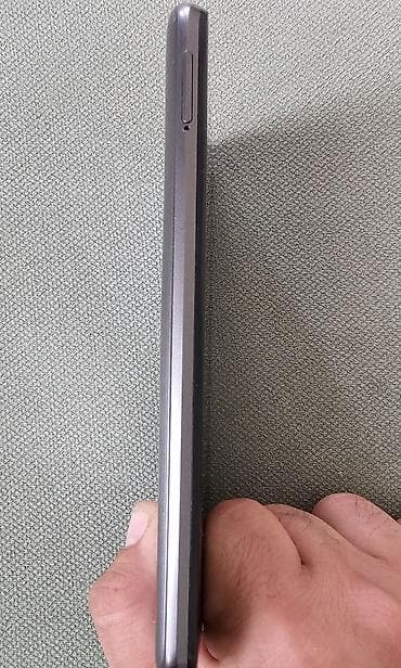 philips xenium 9@9h: Realme rəng - Boz — 3