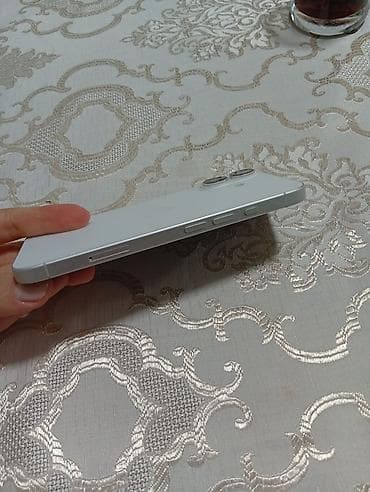 telfin: IPhone 16, 128 GB, Ağ, Simsiz şarj — 2