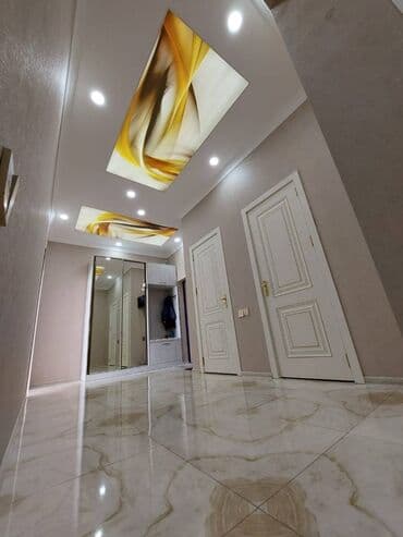 9 mkr yeni tikililer: Qaraçuxur qəs., 3 otaqlı, Yeni tikili, m. Xalqlar Dostluğu, 106 kv. m — 1