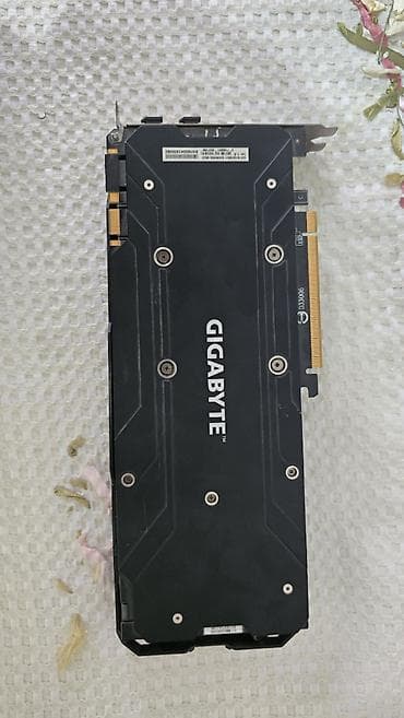 kontakt komputer: Videokart Gigabyte GeForce GTX 1070, 8 GB — 2