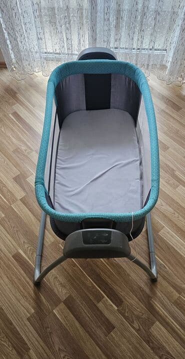 parket satiram: Oğlan və qız üçün, Dördbucaq, Beşik, Dəstsiz, Matras ilə, Yellənmə mexanizm ilə — 2