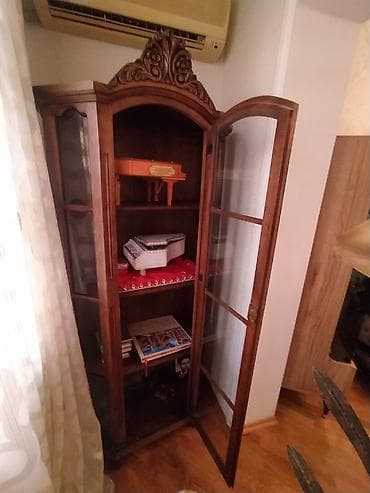 Şüşəli dolab vitrini, İşlənmiş, Ünvandan götürmə — 2