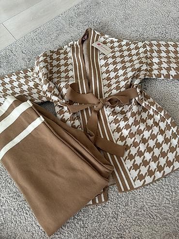 dest geyimler: Qadın dəst – kardiqan və şalvar - Rəng: qəhvəyi-bej kombini - Naxış — 1