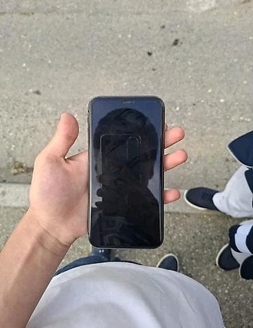 4k m3u: IPhone 11, 64 GB, Qara, Face ID — 6