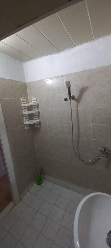 lokbatanda yeni tikilen binalar: Neftçilər metrosu,Uni Bankın yanı, yeni təmirdən çıxmış yeni əşyalarla — 5