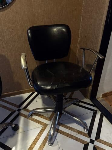 donuz eti: Salon üçün hidravlik kreslo - Material: qara rəngli dəriyəoxşar — 1
