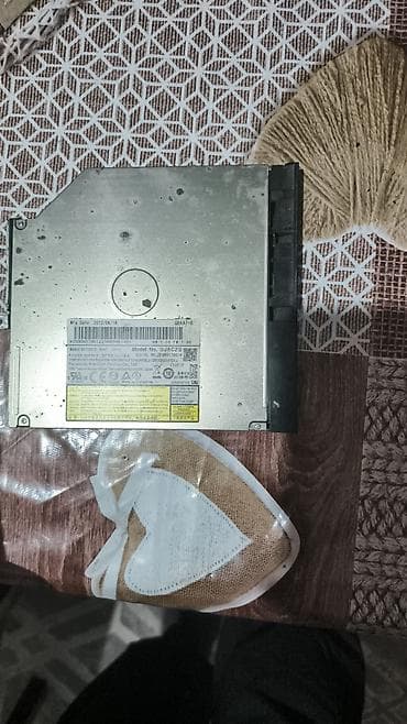 diş ağardan: Panasonic UJ8C2Q – daxili noutbuk optik disq sürücüsü - Növ: DVD±RW — 1