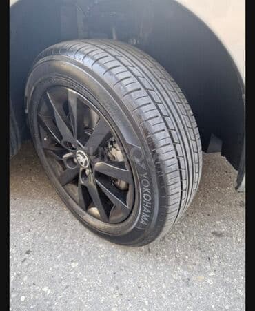 polşa maşın bazarı: Skoda Rapid: 1.6 l | 2023 il 79000 km Sedan — 9