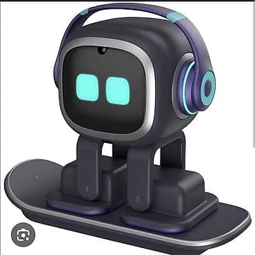 Uşaq üçün interaktiv ağıllı robot – masaüstü yardımçı və əyləncə