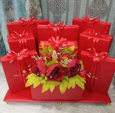 Hədiyyə qutusu, rəng - Qırmızı