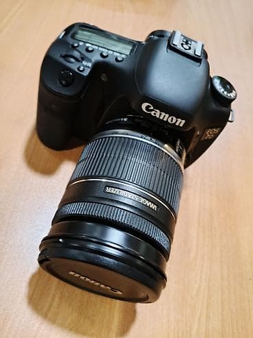 7d: Canon EOS 7D + Canon EF-S 18-200 ISO. Tərtəmiz vəziyyətdədir. Shutter — 1