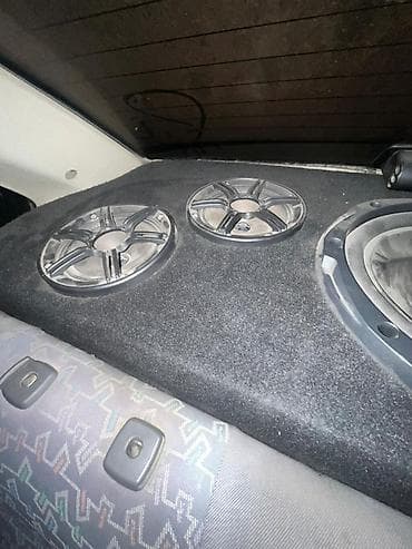 manikur desti: Maşın üçün audio sistemi – tam komplekt - Arxa rəfdə quraşdırılmış 2 — 1