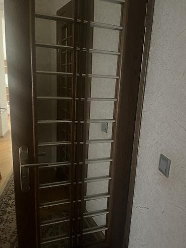 Şüşəli daxili qapılar (taxta karkaslı) - Material: təbii ağac karkas