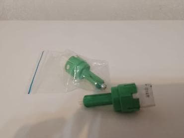 Məhsul: Avtomobil siqnal lampası üçün patron/adaptor (yaşıl rəngdə), 2